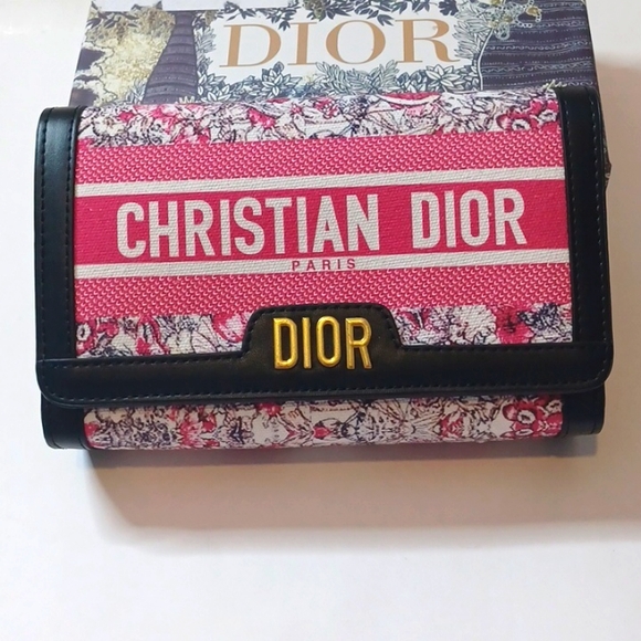 Dior Handbags - Women's crossbody bag